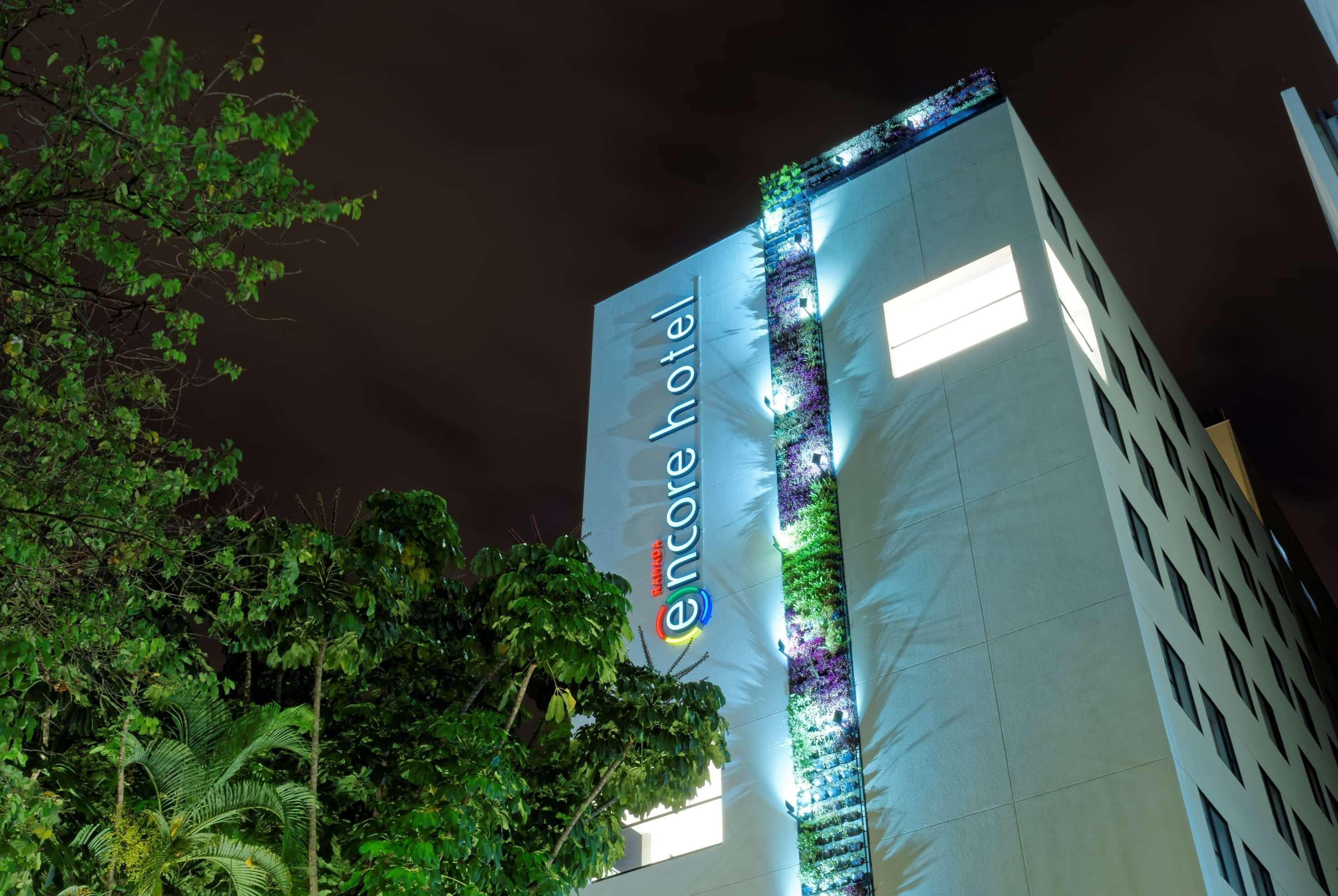 Ramada Encore Sao Paulo Tiradentes Centro Exterior photo